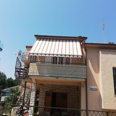 Lino Apartments Ровин Екстериор снимка