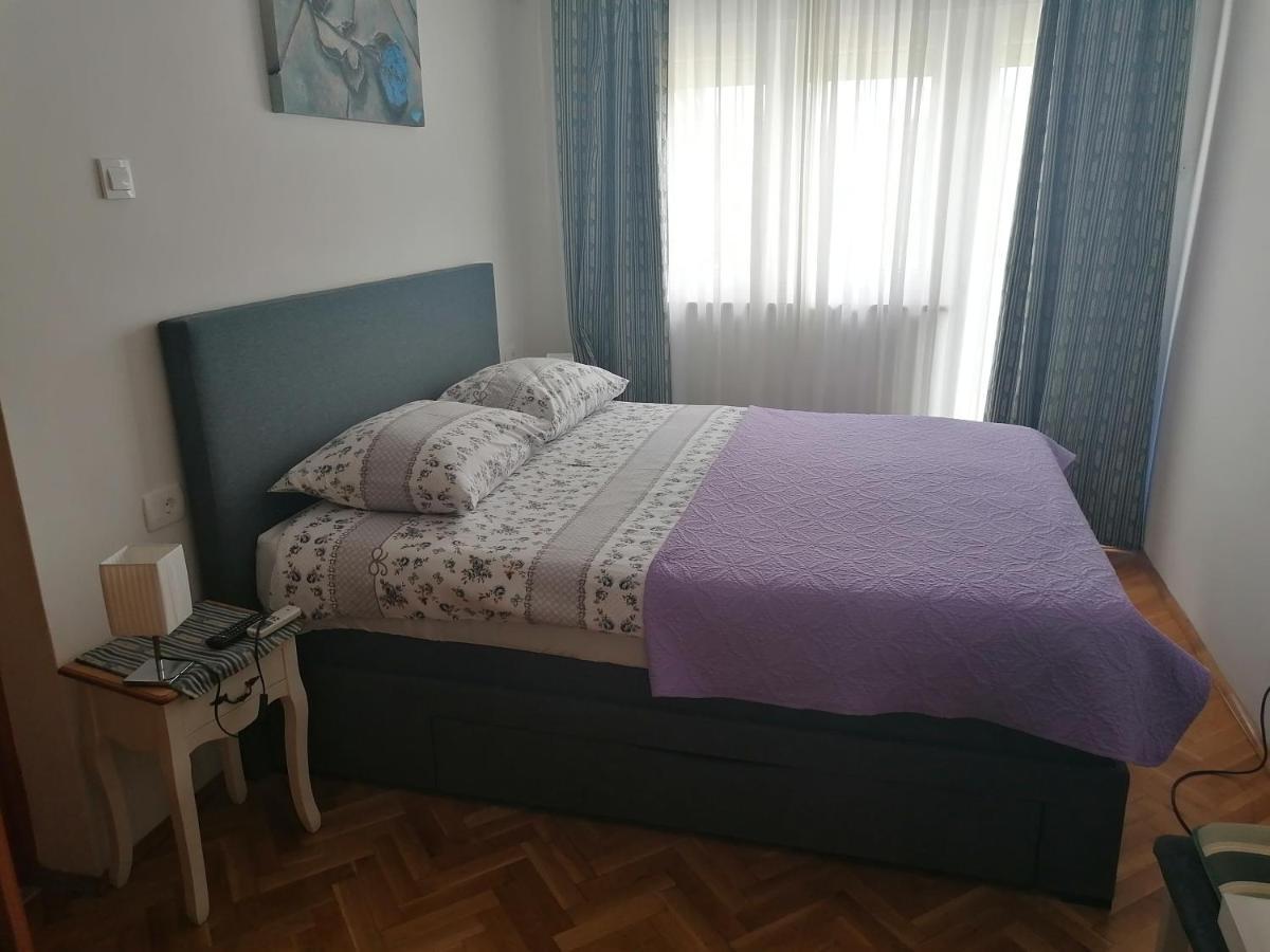 Lino Apartments Ровин Екстериор снимка